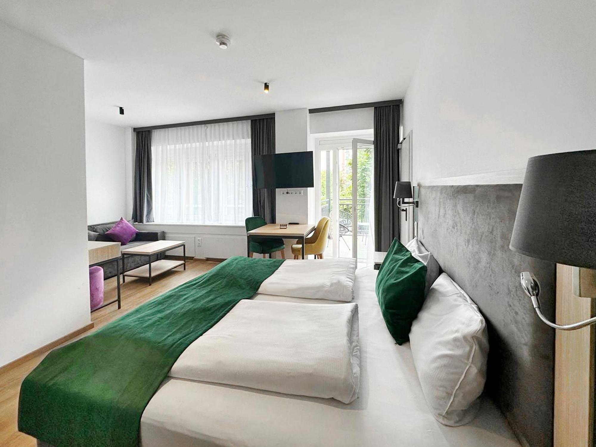 Hotel Dormero Airport-frankfurt 4*